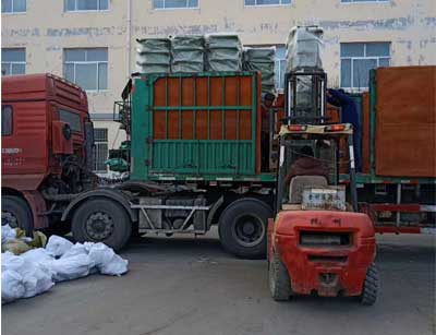 13米整車鋼板掛車?yán)? width=